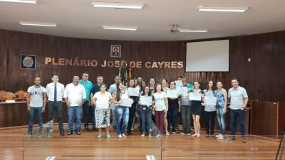 Entrega dos certificados da Turma do Programa Estadual de Qualificação Profissional