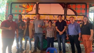 Prefeitura inaugura projeto "Jardineira Encantada" um espaço para leitura